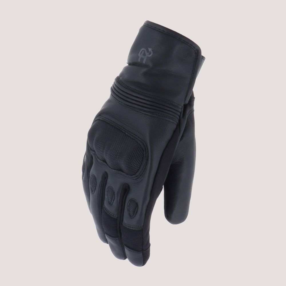 TOMY HIVER